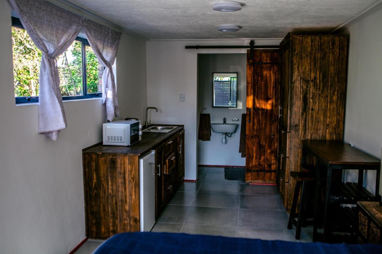 Peaceful 1-Bedroom Flatlet, 10 Min From The Beach Ciudad del Cabo Exterior foto