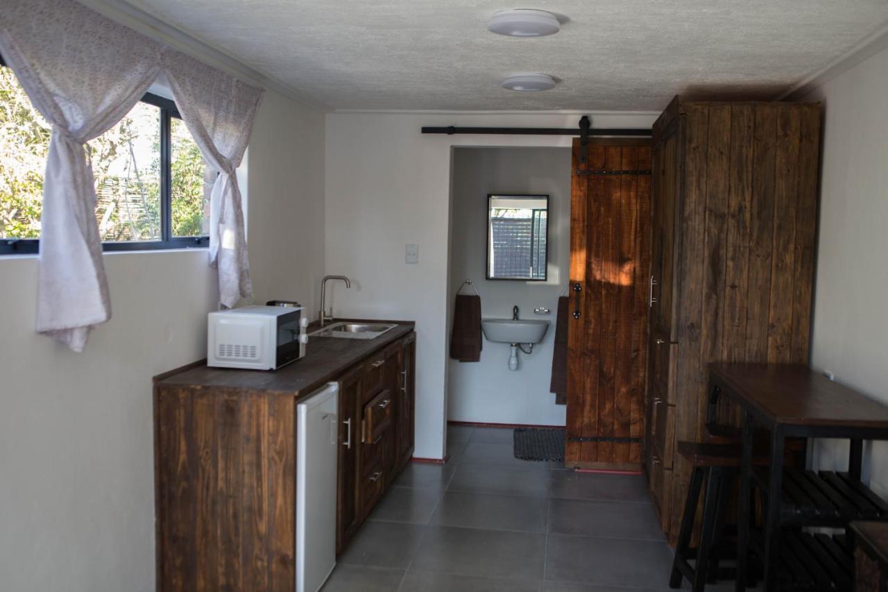Peaceful 1-Bedroom Flatlet, 10 Min From The Beach Ciudad del Cabo Exterior foto